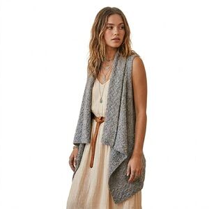 CARRAIG DONN 100% Merino Wool Aran Knit Shawl Vest Boho Chic Festival Sweater